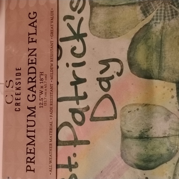 St Patrick's Day ladybug garden flag - Picture 2 of 2